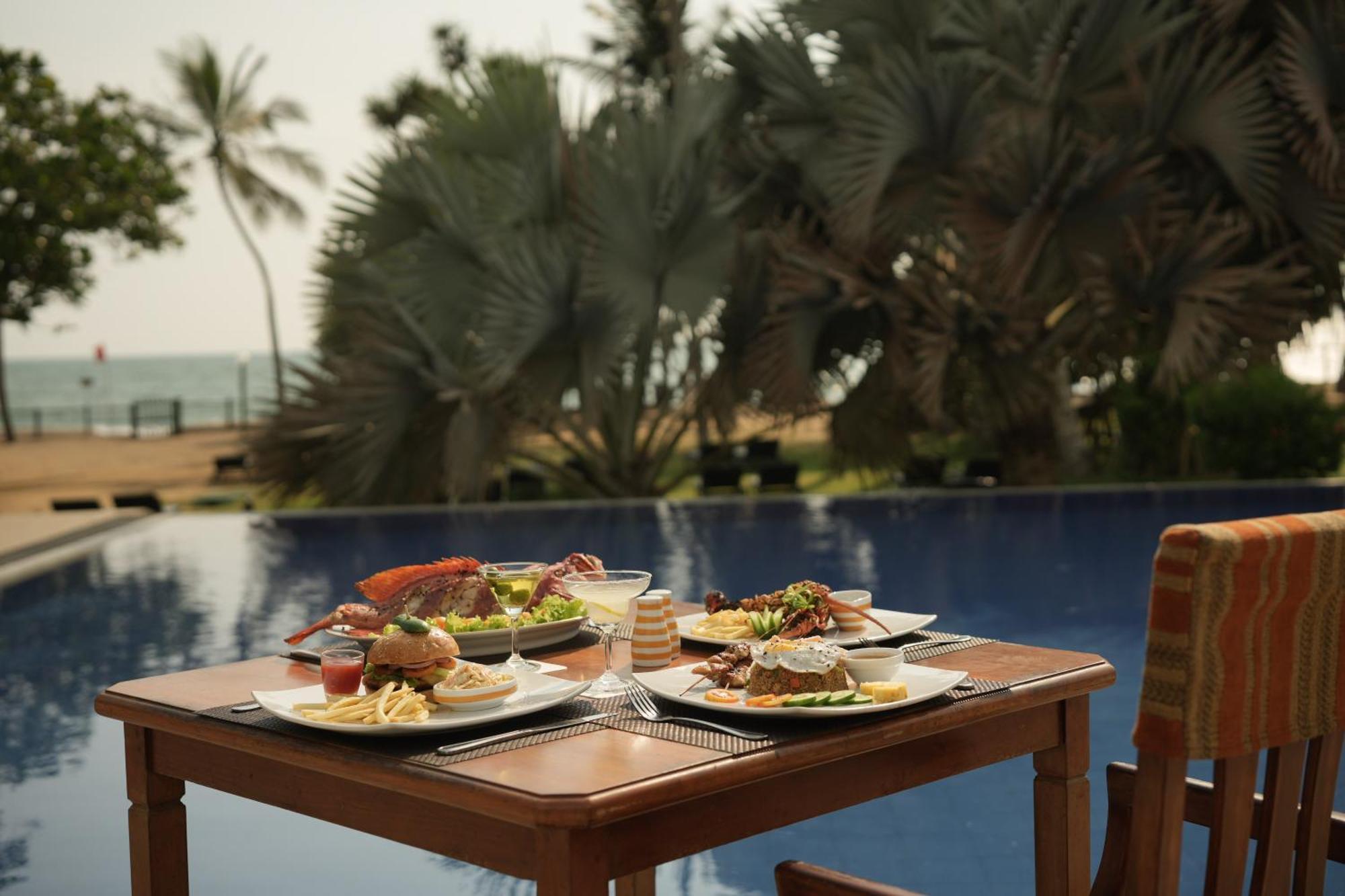 Hibiscus Beach Hotel & Villas Kalutara Ngoại thất bức ảnh