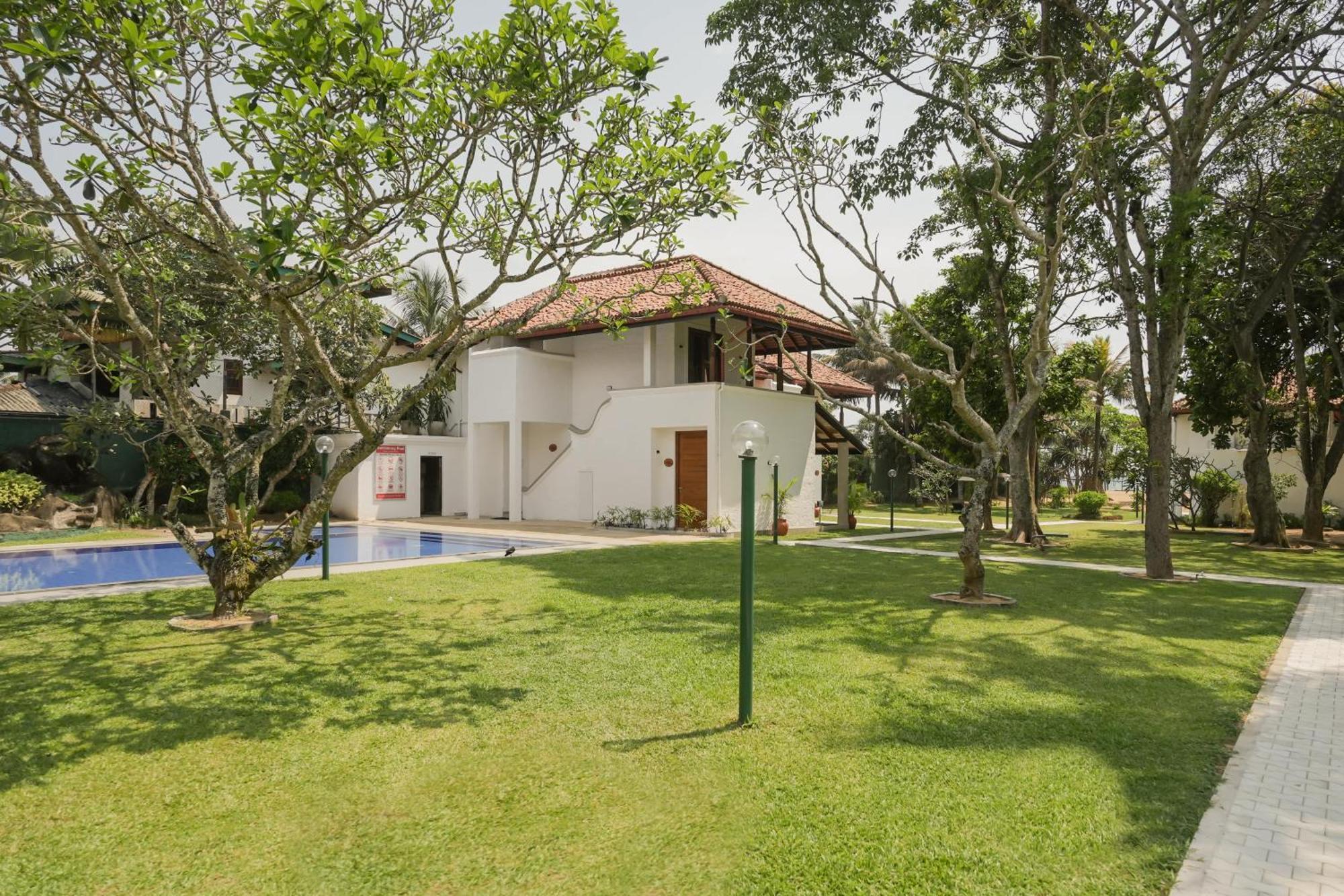 Hibiscus Beach Hotel & Villas Kalutara Ngoại thất bức ảnh